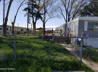 341 Johnson Rd, Selah, WA 98942