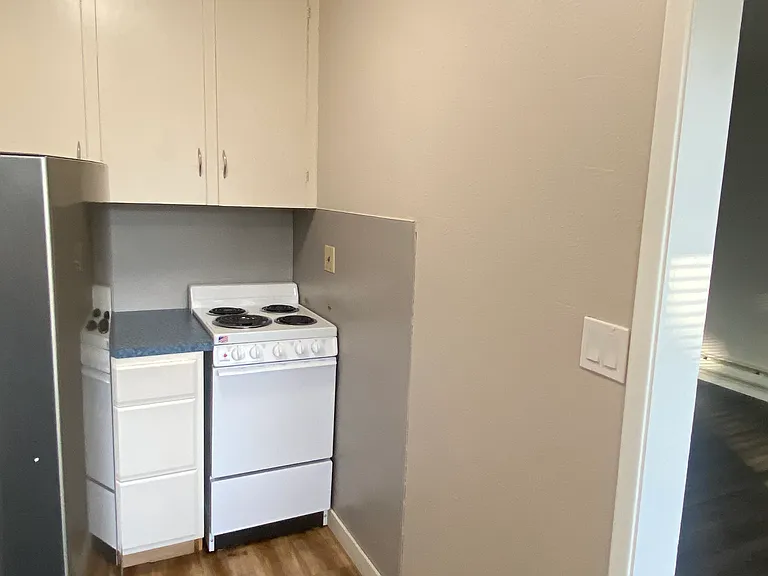 4640 22nd Ave NE #11 — Photo 5