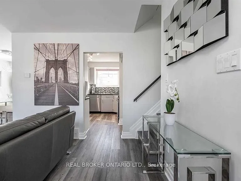 2 Core Cres — Photo 5