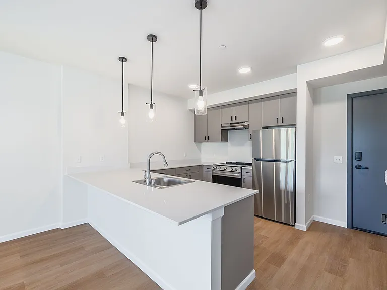 Hogum Bay Apartments — Photo 53