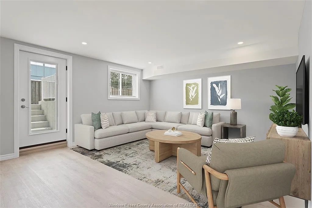 2 bed, 1050 sqft, $2,100 — Photo 3