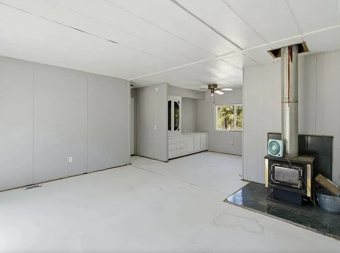 3 bed, 1440 sqft, $1,900 — Photo 2