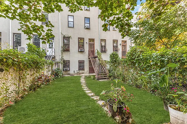 Rented by Brown Harris Stevens | media 10