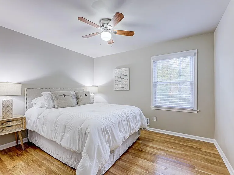 1185 Lake Colony Dr — Photo 34