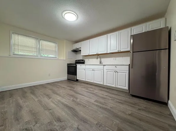 Gorham 3, 3 Gorham Ave APT 2, Clinton, MA 01510