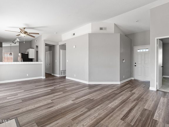 5th image of 3106 Old Country Ave