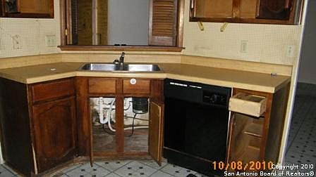 4th image of 6816 OLDHAM DR