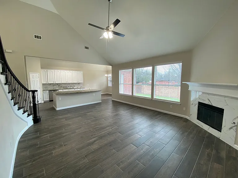 5668 Imperial Meadow Dr — Photo 13