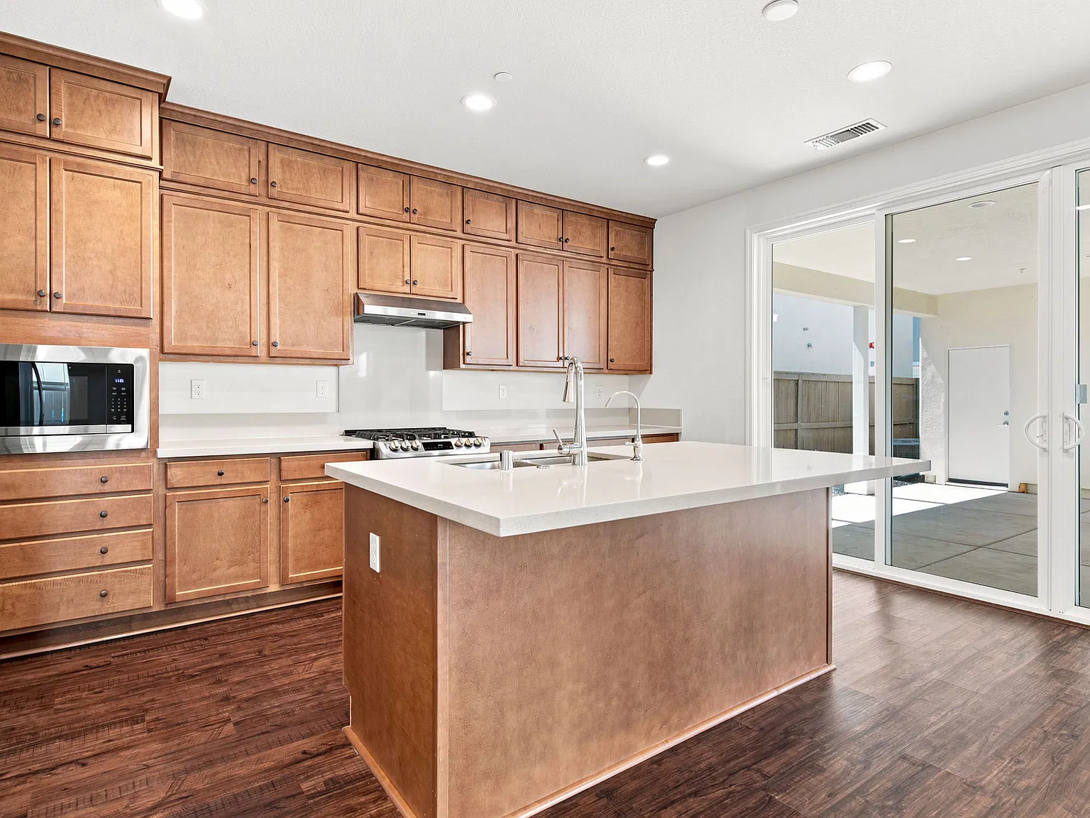 3000 Granger St — Photo 4