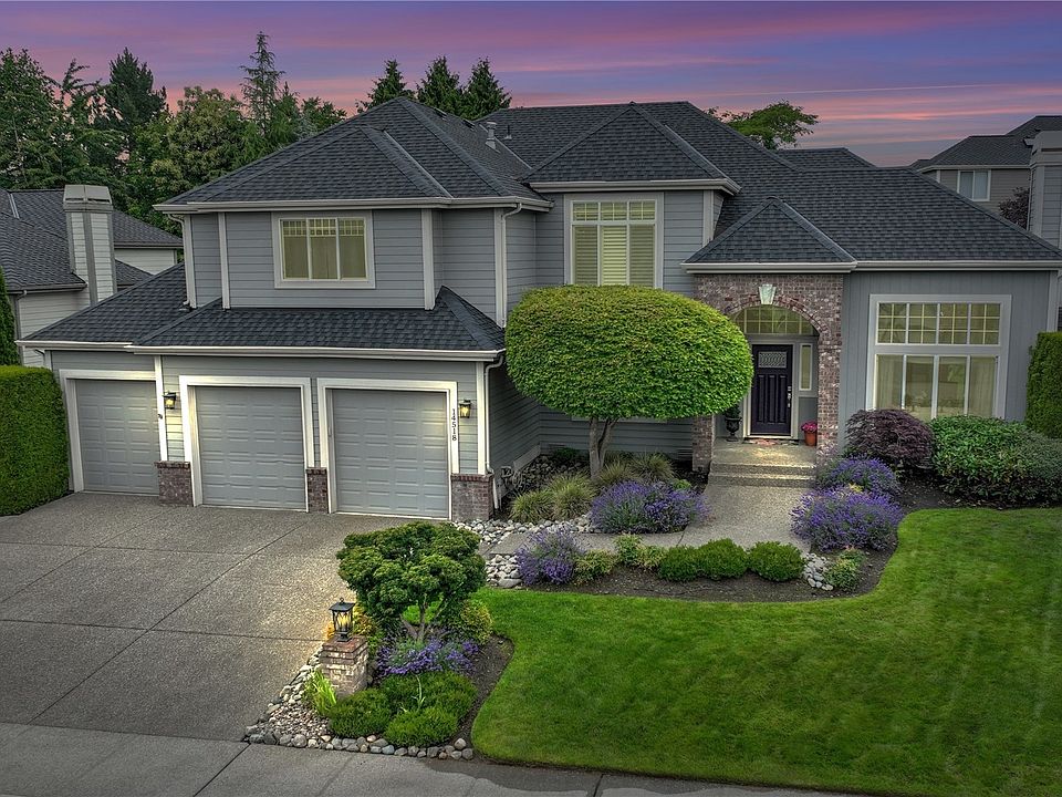 Welcome to Ridgefield, a highly desirable neighborhood on Kent's East Hill >