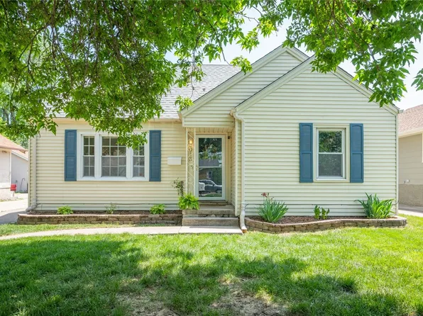 3013 48th Pl, Des Moines, IA 50310