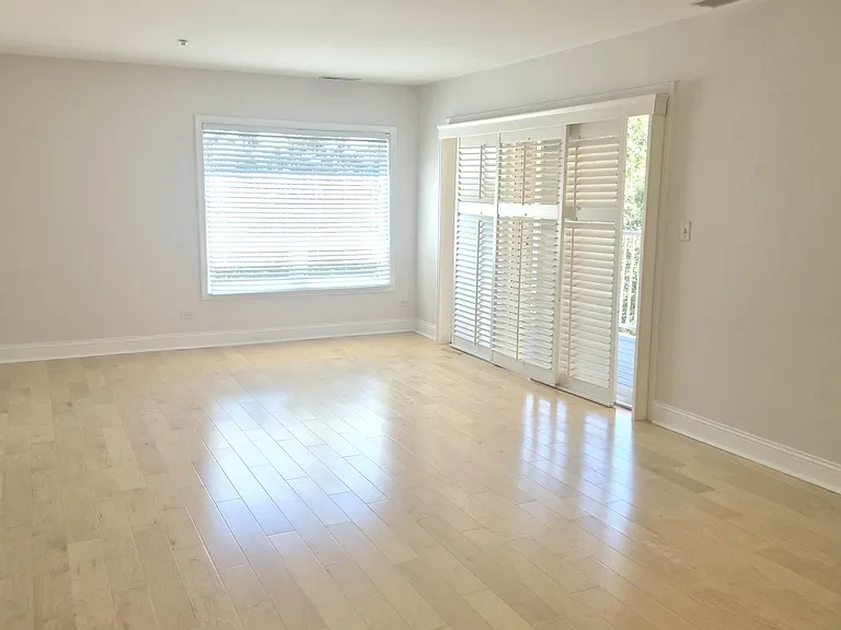 1635 N Milwaukee Ave #303 — Photo 5