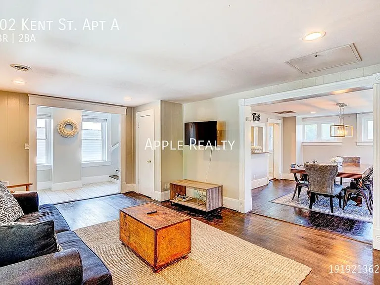 802 Kent St #A — Photo 4