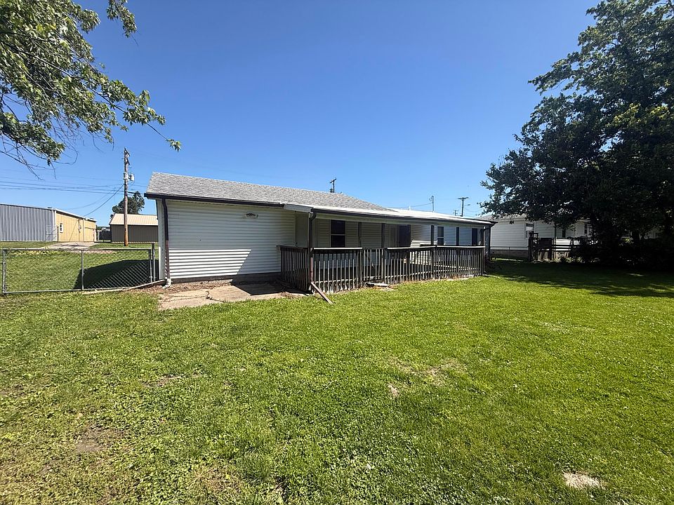 2nd image of 1606 Patsy Ln