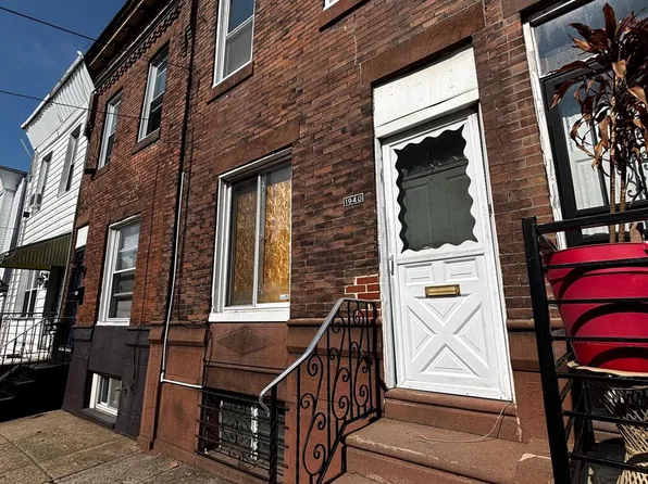 1940 S Lambert St, Philadelphia, PA 19145