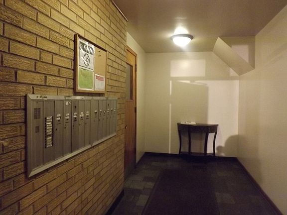 4th image of 8343 S King Dr APT 1D