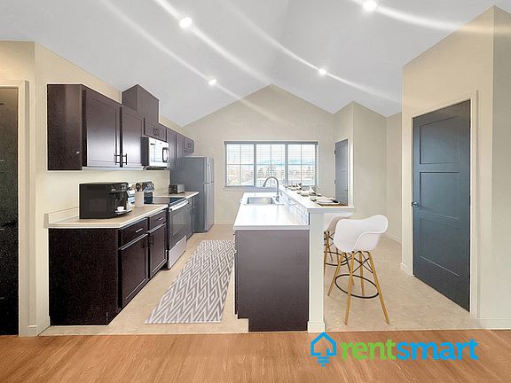 3rd image of 2405 Arcadia Dr #102