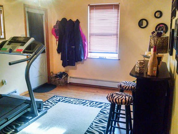 5th image of 193 Saint Clair St