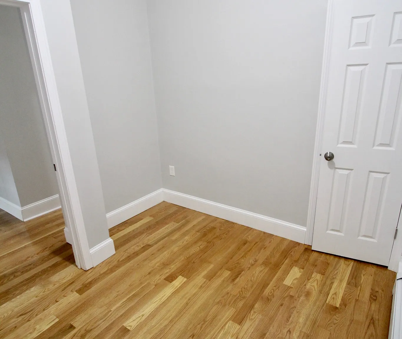 4 bed, 1300 sqft, $3,900 — Photo 4