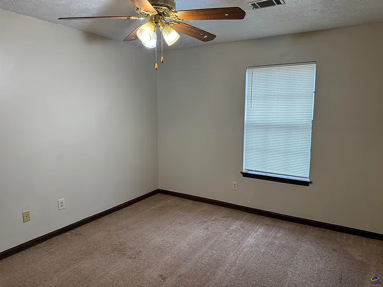 108 Renoir Ln — Photo 5