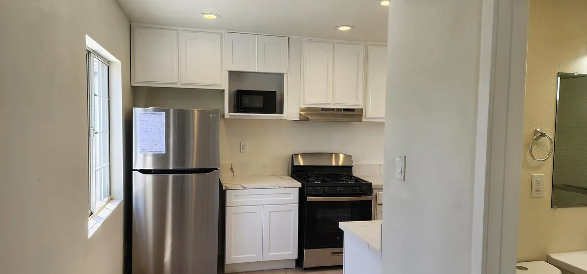 950 N Kingsley Dr Apt B, Los Angeles, CA 90029 HotPads