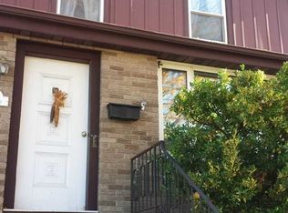260 3rd St, Palisades Park, NJ 07650