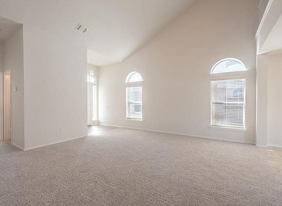 5th image of 1500 Lady Grey Ave