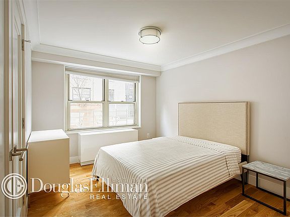 5th image of 50 W 97th St APT 7E