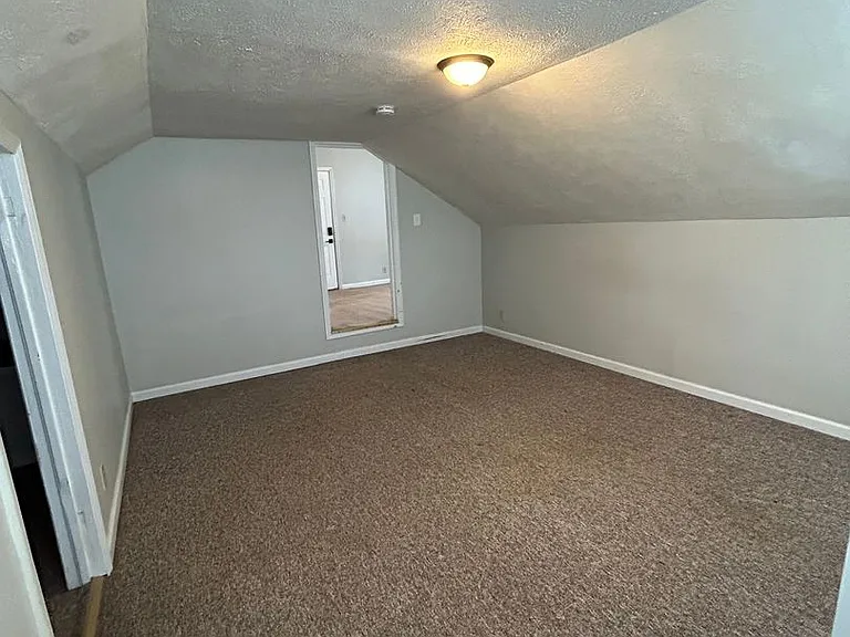 1402 Alabama St — Photo 18