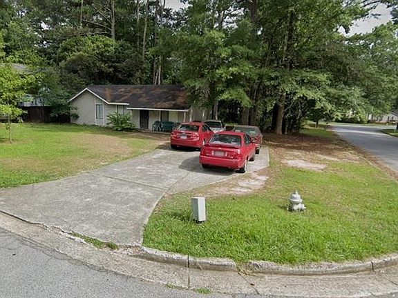 2nd image of 222 Peartree Ln