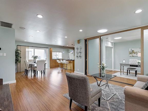 2nd image of 758 Los Olivos Dr