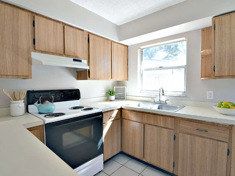 15648 Morgan St #B — Photo 7