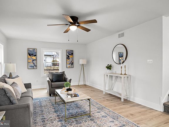 2nd image of 55 Babcock Ln