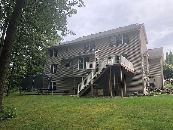 3rd image of 2721 Avalon Woods Ct