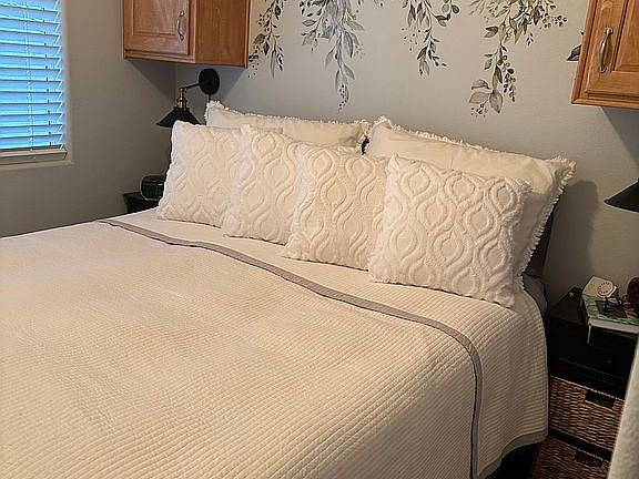 Queen Bed, Large Closet 
