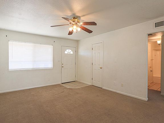 3rd image of 830 S Mara Dr