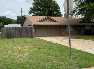 819 Sunshine Ln, Grapevine, TX 76051