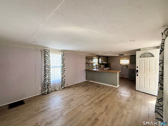 5th image of 78 Cheyenne Road