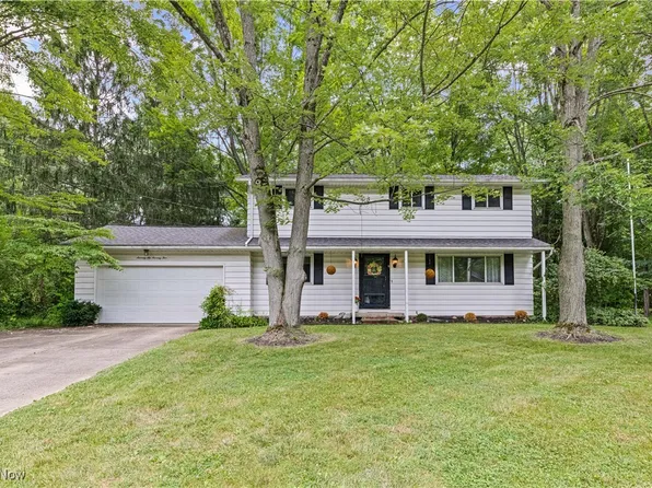 7675 Kathy Ln, Northfield, OH 44067