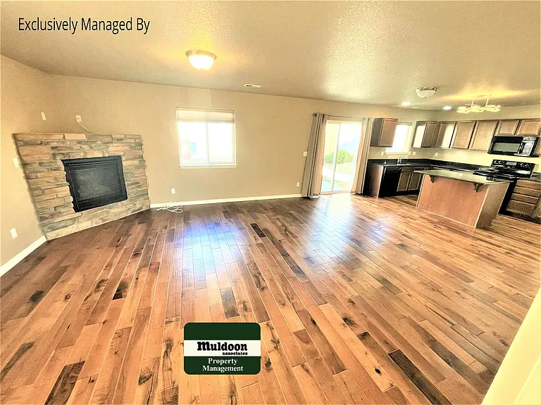 11529 Hibiscus Ln — Photo 3