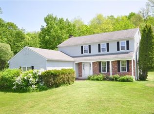 7 Maplewood Dr, New Milford, CT 06776