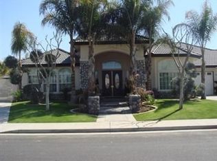 6104 Ski Slope Dr, Bakersfield, CA 93313