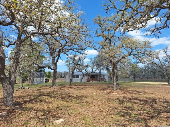 68 Longhorn, Stockdale, TX 78160