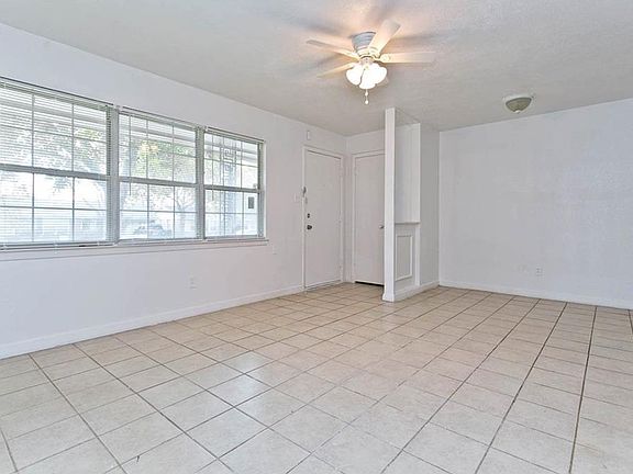 4th image of 5028 Kiamesha Way