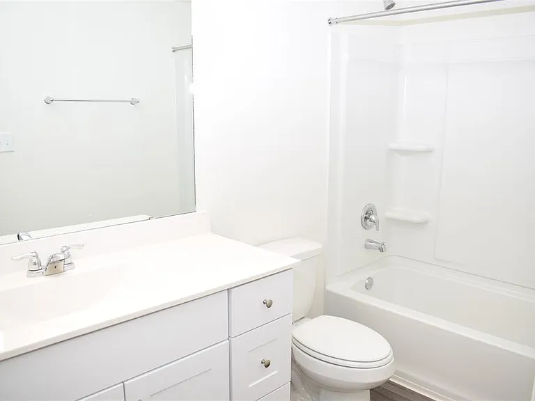 431 Robins Nest Ln — Photo 25