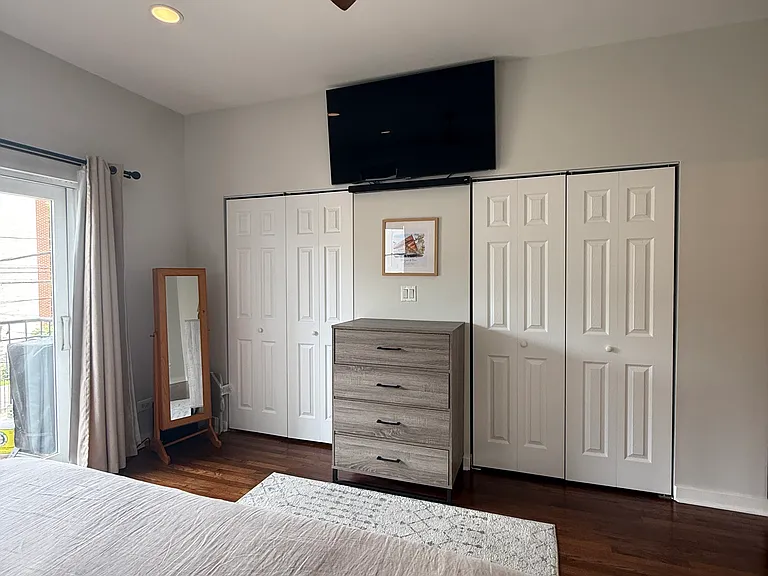2302 W North Ave #2W — Photo 13
