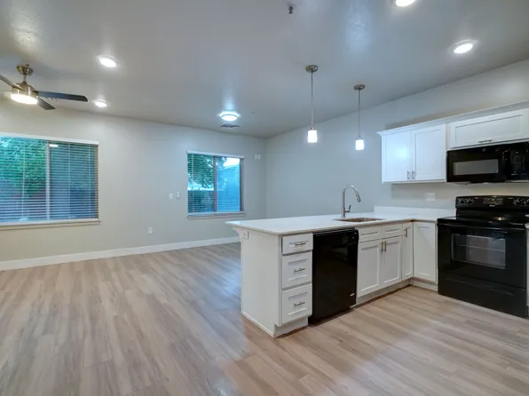 Grand at Midvale, 8035 S Fern Cir #305, Midvale, UT 84047