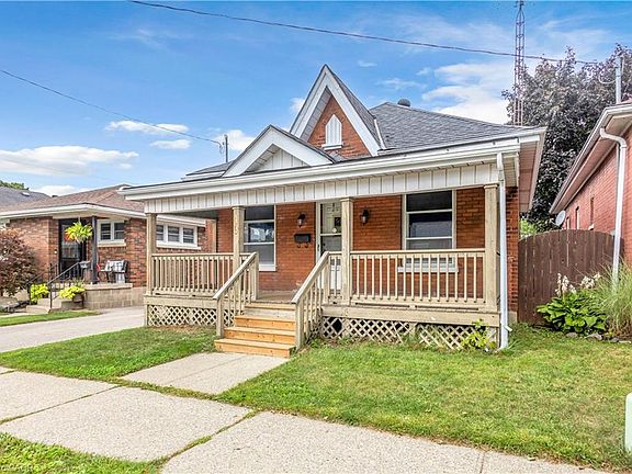 3rd image of 49 Mintern Ave