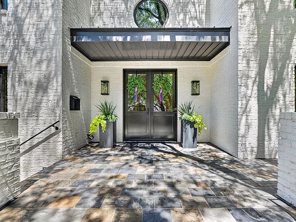 2nd image of 3505 Bellaire Park Ct