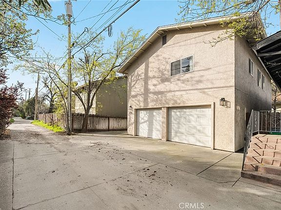 2nd image of 131 W 3rd Ave